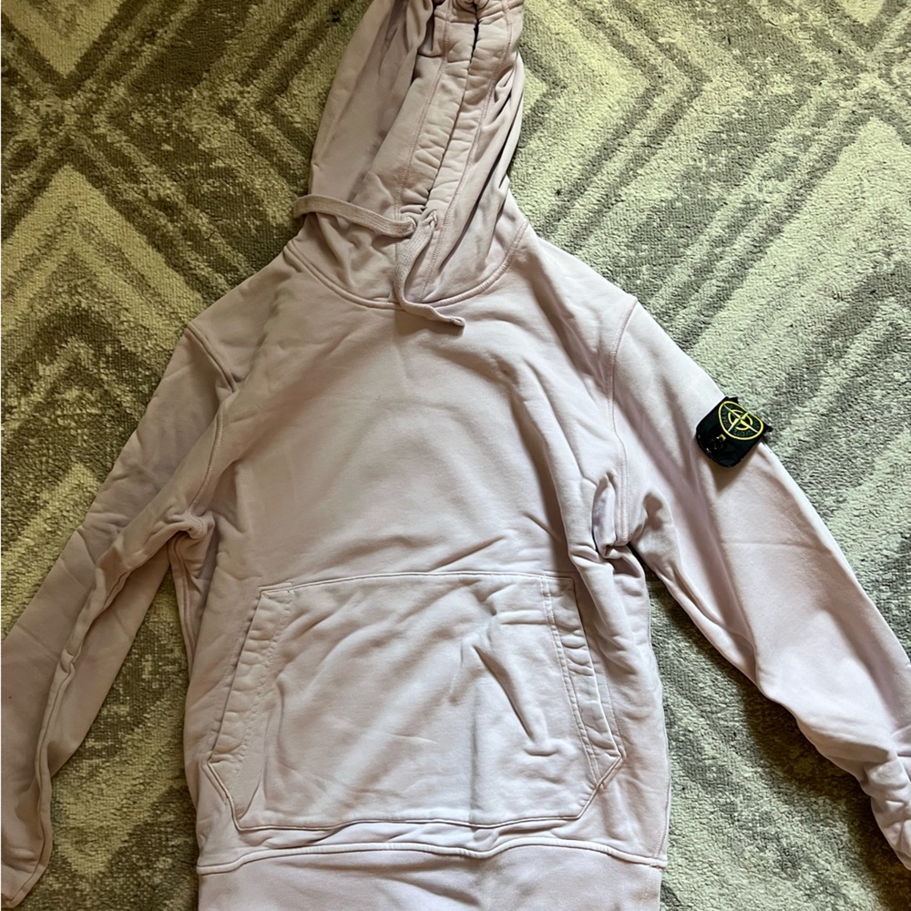 Stone Island light pink hoodie long sleeve with logo patch. Great condition